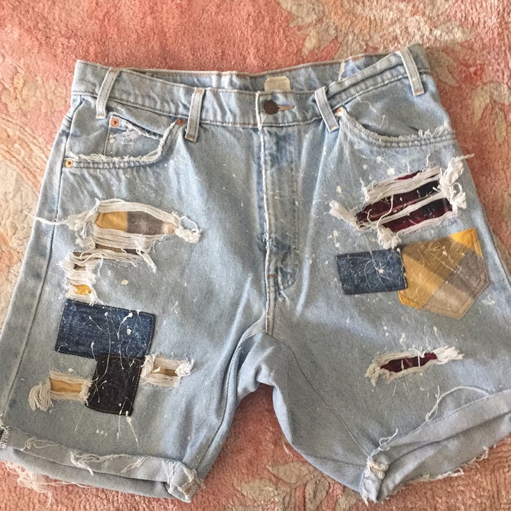Authentic Levi’s jean shorts!
